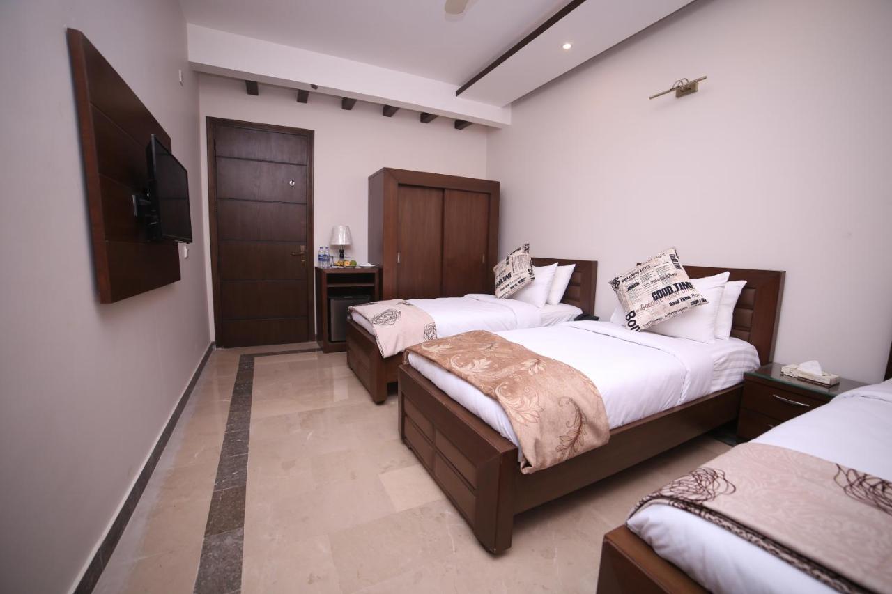 Zifan Hotel&Suites Karachi Buitenkant foto